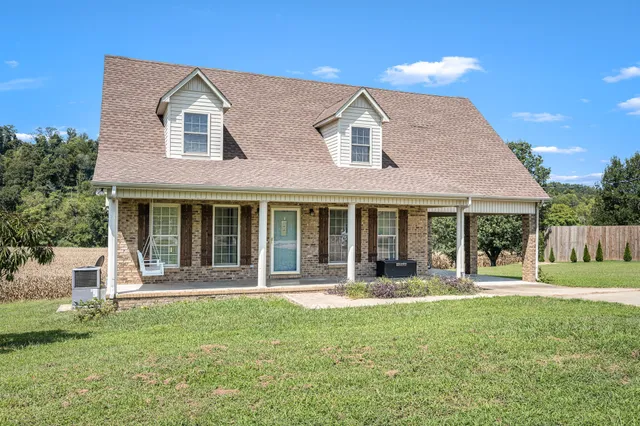 $299,000 | 6956 Bunker Hill Road, Dellrose, TN 38453