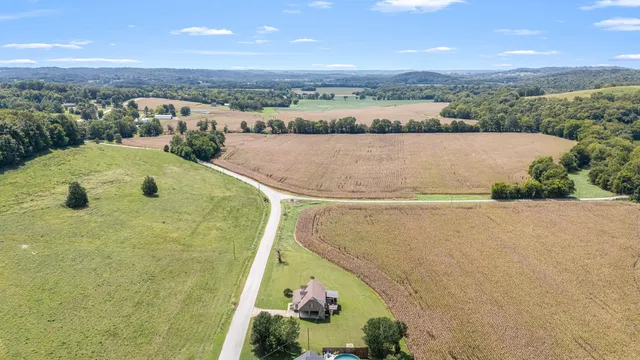 $299,000 | 6956 Bunker Hill Road, Dellrose, TN 38453