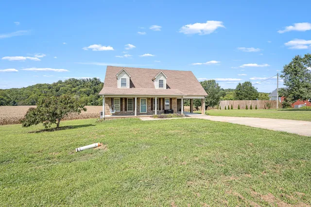 $299,000 | 6956 Bunker Hill Road, Dellrose, TN 38453