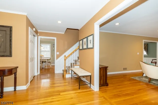 $950,000 | 6 Rolling Hill Drive, Morristown, NJ 07960