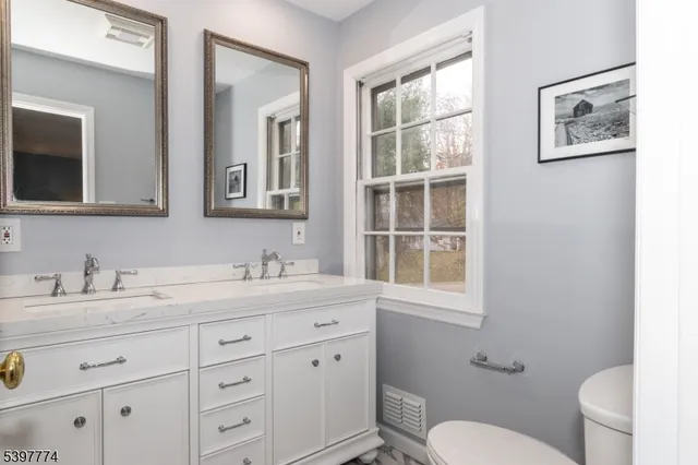 $950,000 | 6 Rolling Hill Drive, Morristown, NJ 07960