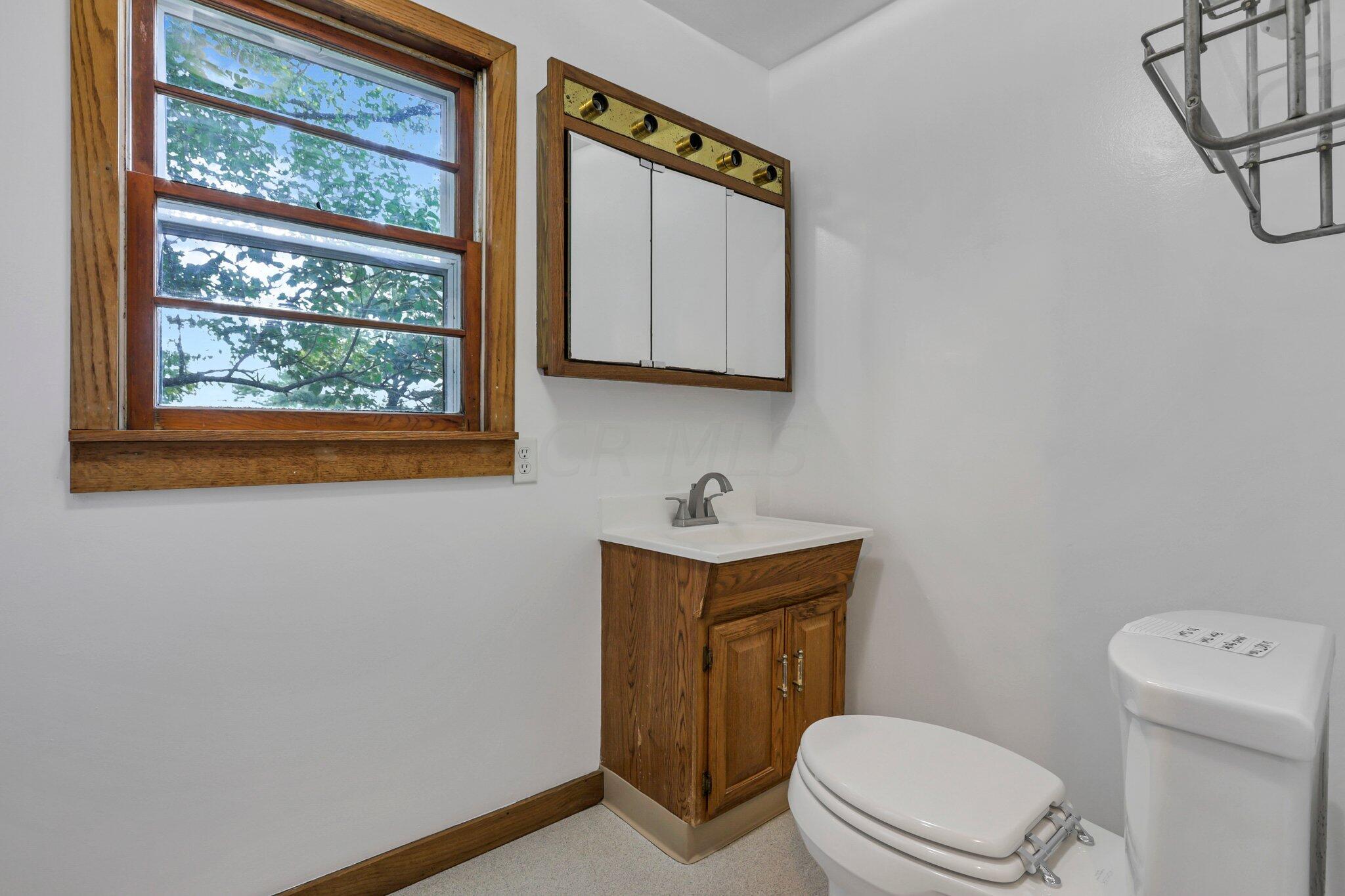 3307 Colling Road Newark, OH 43056 - Photo 10 of 23 19-web-or-mls-0V3A4905