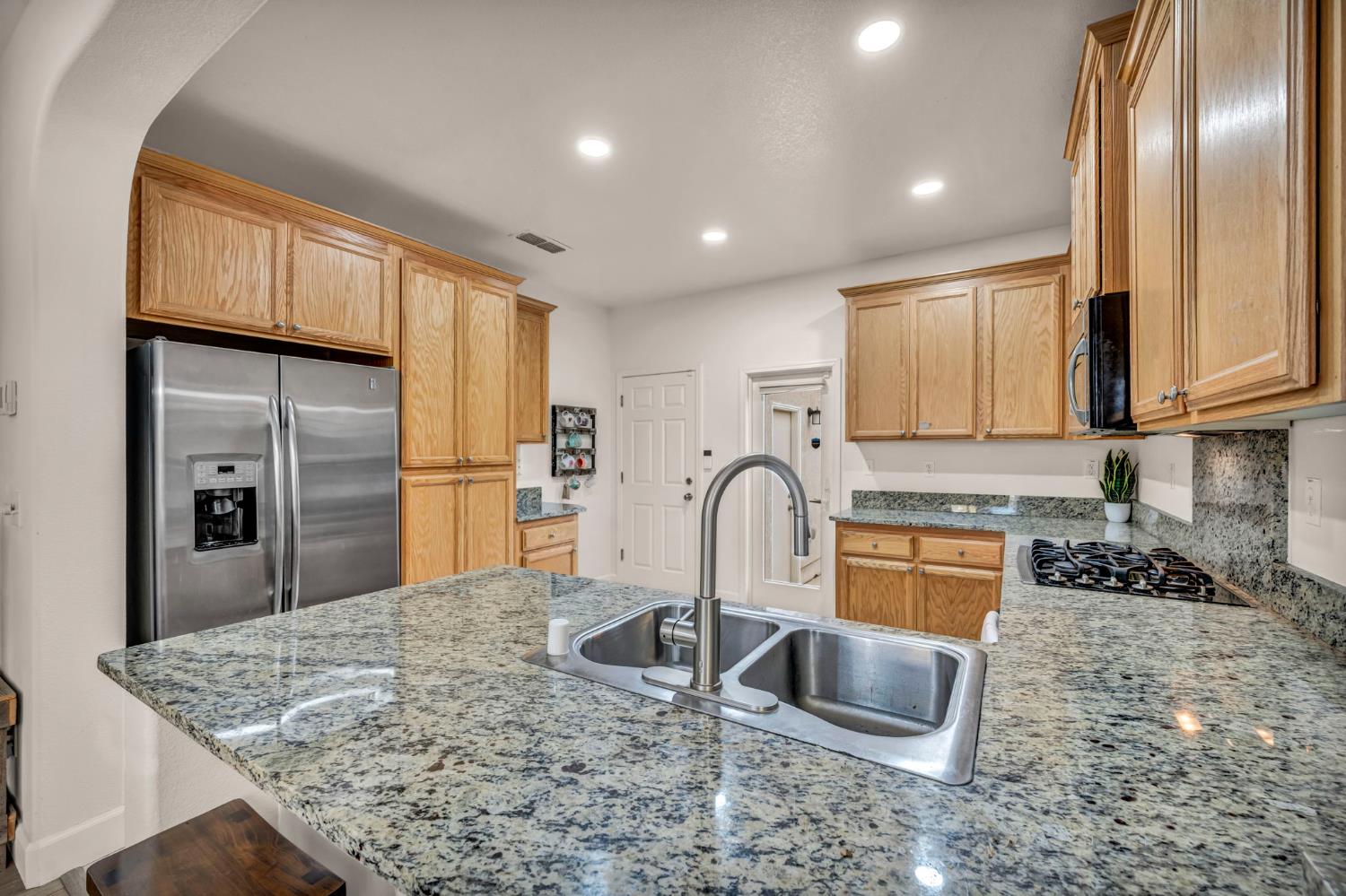 3152 Noah Blomquist Way Rancho Cordova, CA 95670 - Photo 13 of 41