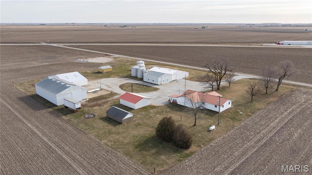 7067 Oak Avenue Raymond, IL 62560 - Photo 23 of 97