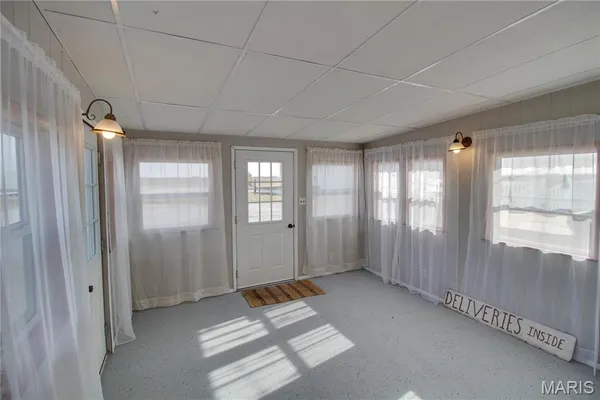 $349,900 | 7067 Oak Avenue, Raymond, IL 62560