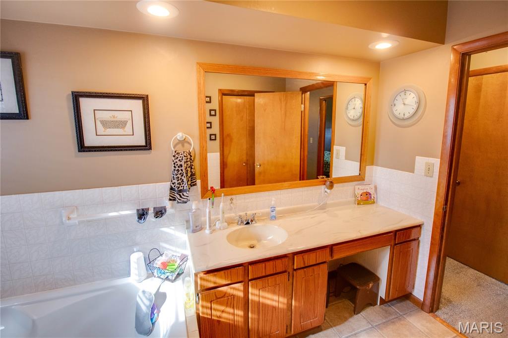 7067 Oak Avenue Raymond, IL 62560 - Photo 50 of 97