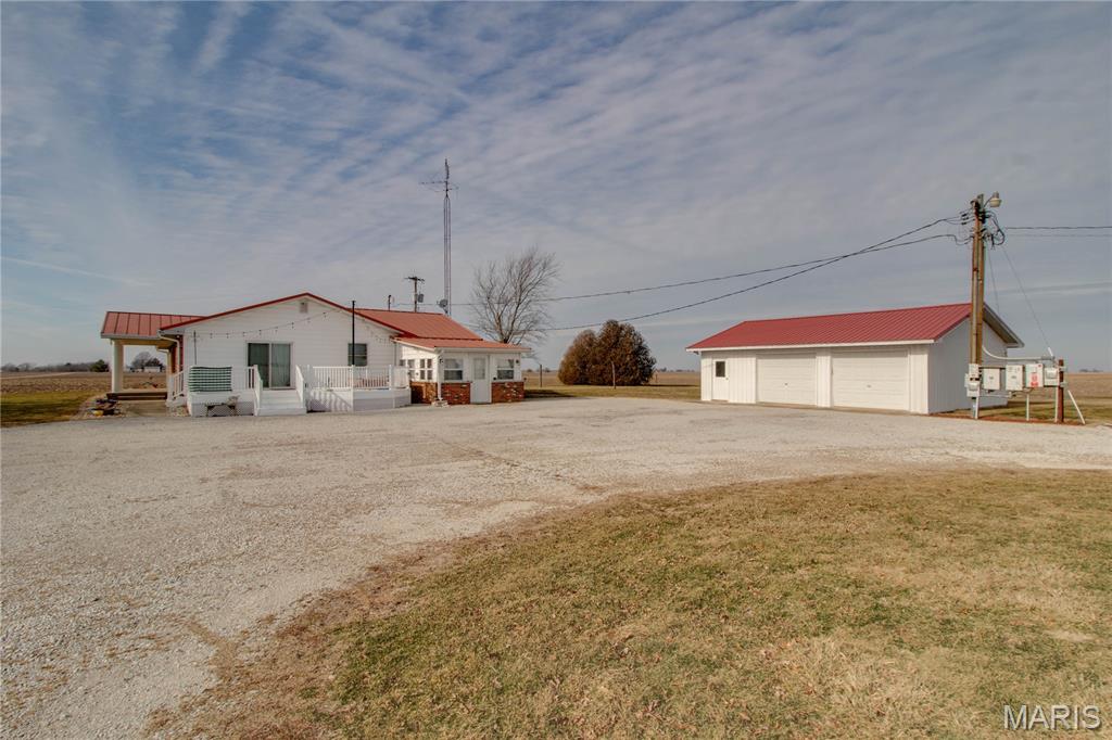 7067 Oak Avenue Raymond, IL 62560 - Photo 61 of 97