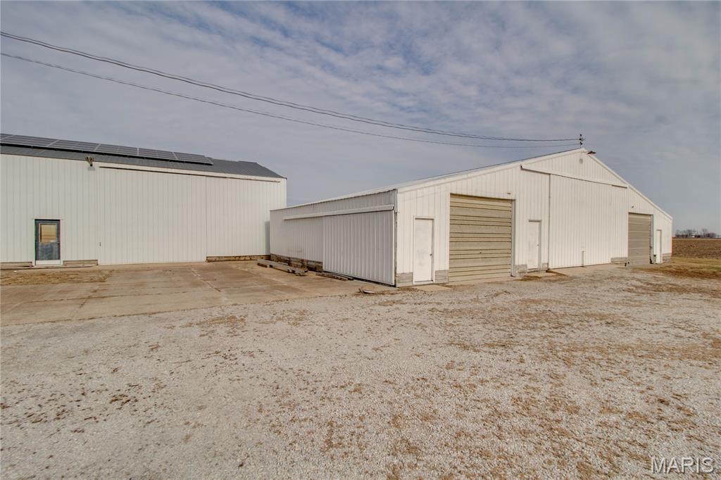 7067 Oak Avenue Raymond, IL 62560 - Photo 73 of 97