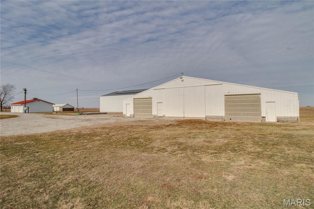 7067 Oak Avenue Raymond, IL 62560 - Photo 74 of 97