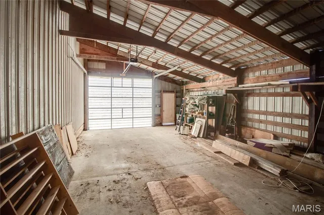 $349,900 | 7067 Oak Avenue, Raymond, IL 62560