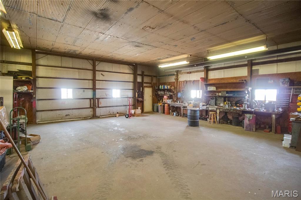 7067 Oak Avenue Raymond, IL 62560 - Photo 89 of 97