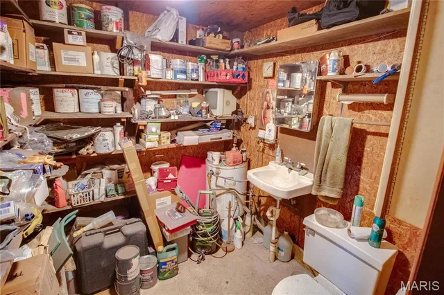 $349,900 | 7067 Oak Avenue, Raymond, IL 62560