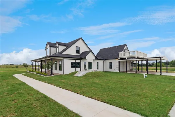 $3,900 | 669 Massey Road, Gunter, TX 75058