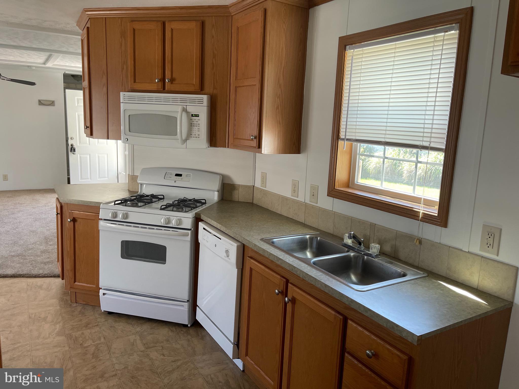 245 Berwick Road Abbottstown, PA 17301 - Photo 10 of 20 Gallery Image 10
