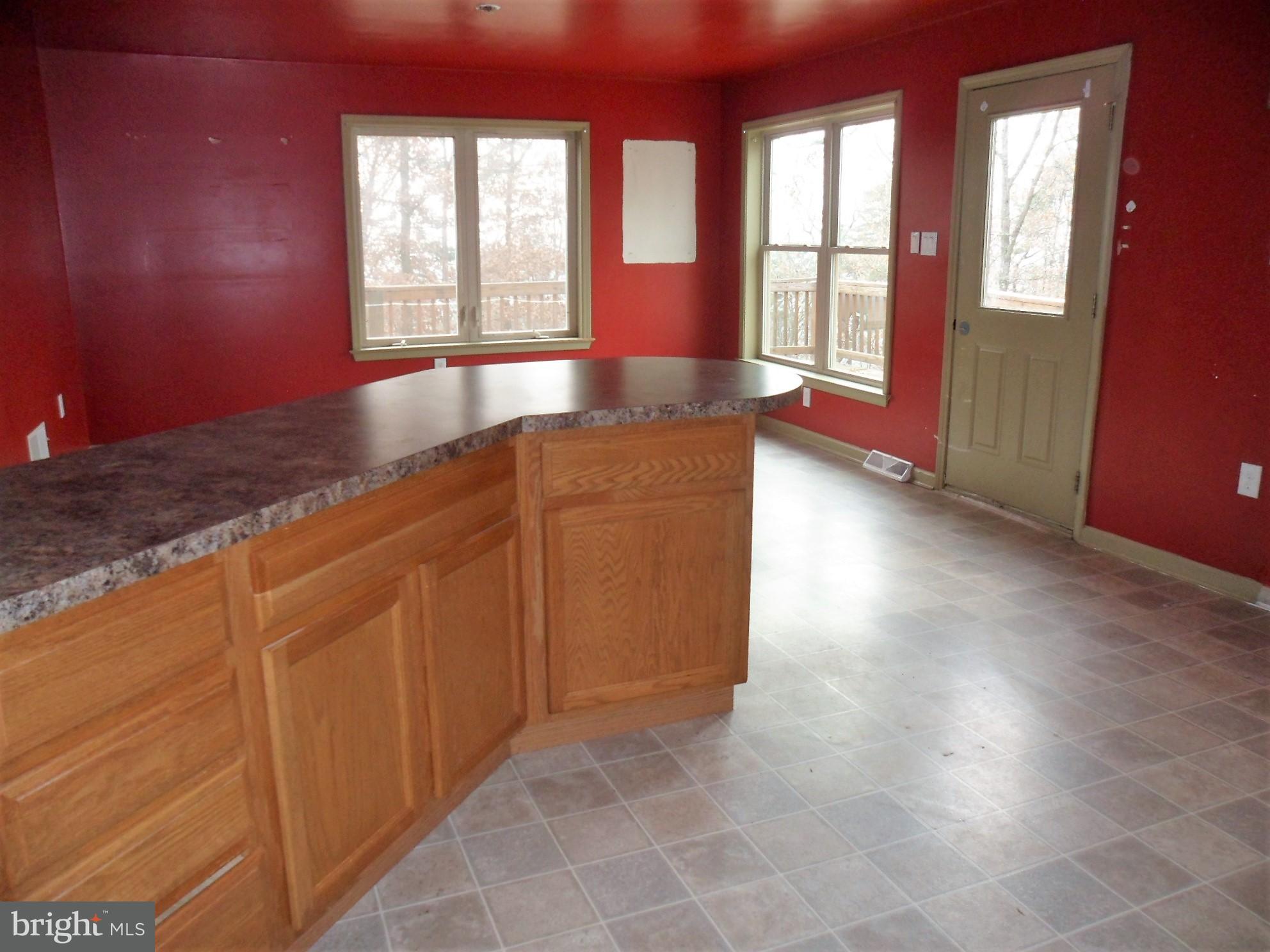 200 Shiffer Road Millerstown, PA 17062 - Photo 4 of 23 Gallery Image 4