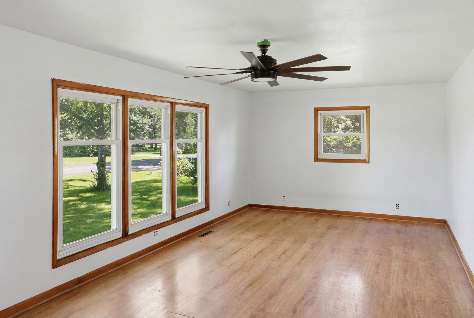 30399 Prairie Road Rock Falls, IL 61071 - Photo 3 of 27