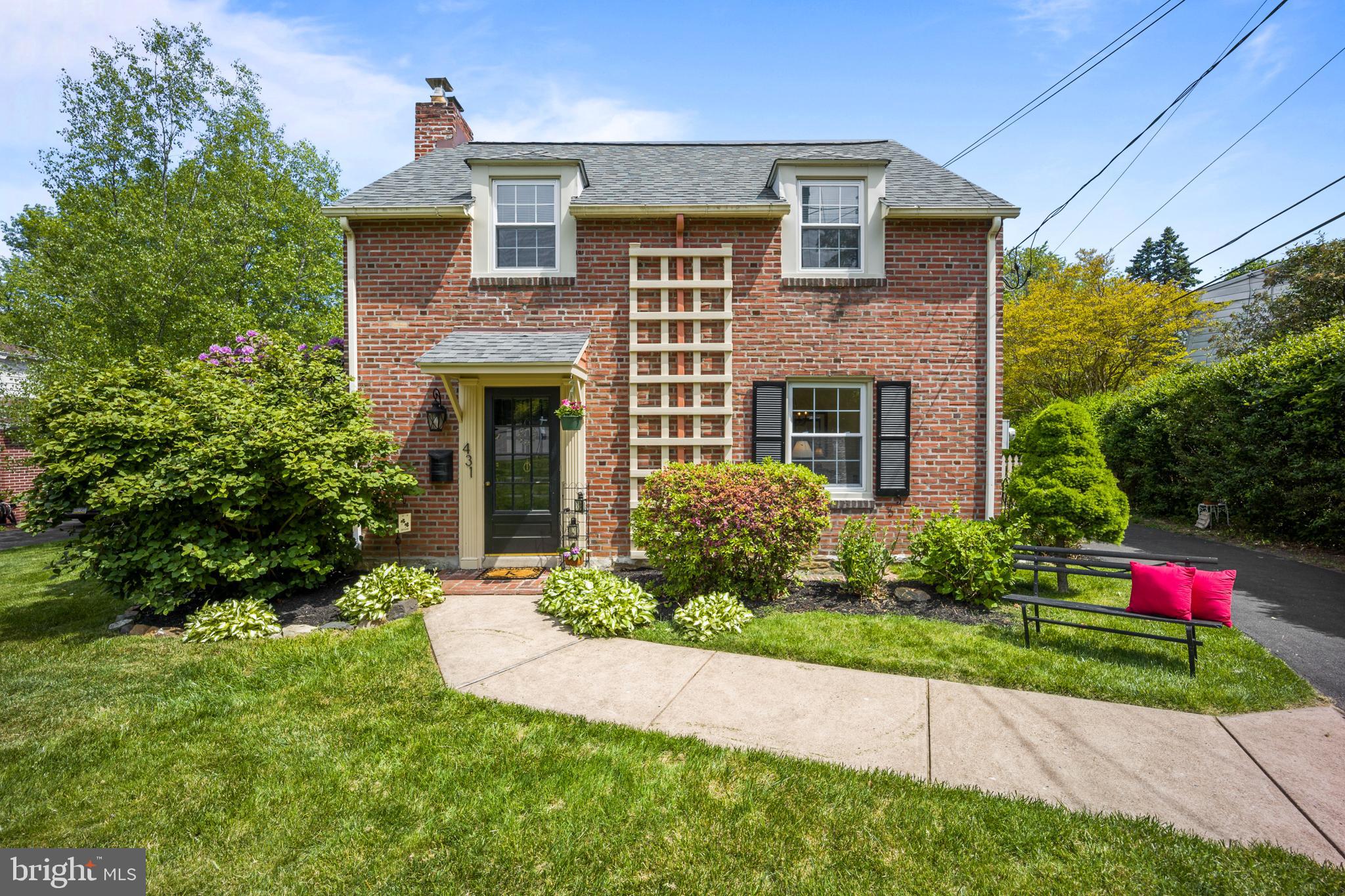 431 Laverock Road Glenside, PA 19038 - Photo 1 of 41 Gallery Image 1