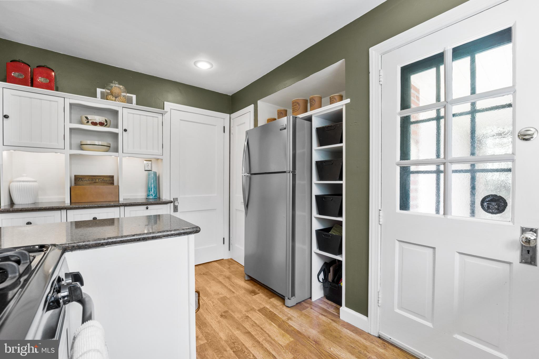 431 Laverock Road Glenside, PA 19038 - Photo 8 of 41 Gallery Image 8
