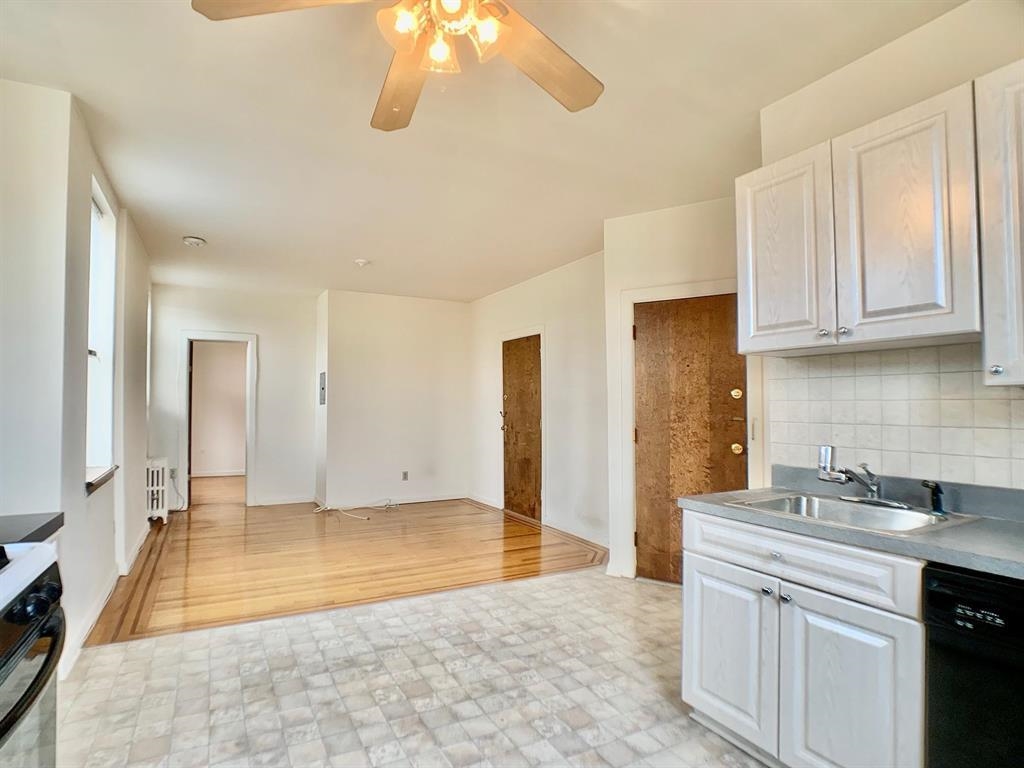 106 11th Street, Unit 16 Hoboken, NJ 07030 - Photo 4 of 18