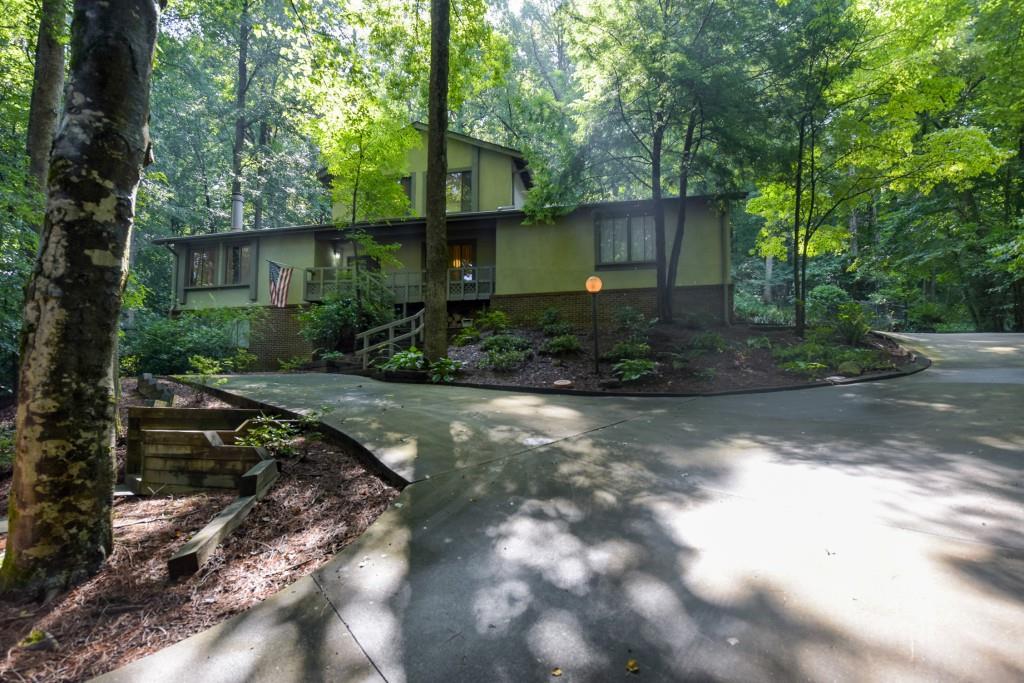 7075 Riverside Drive Sandy Springs, GA 30328 - Photo 1 of 1