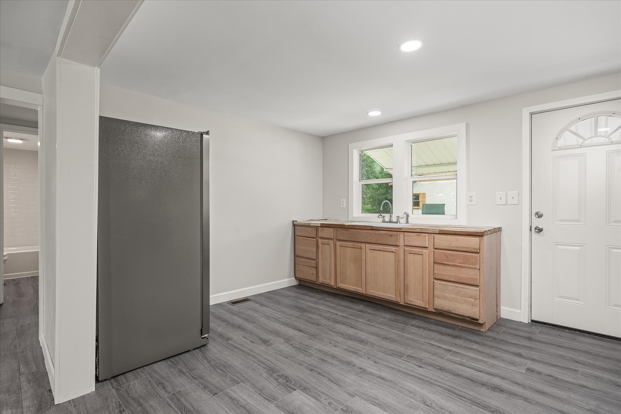 304 Airport Road Livingston, TN 38570 - Photo 13 of 30