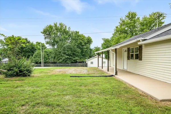 $184,929 | 304 Airport Road, Livingston, TN 38570