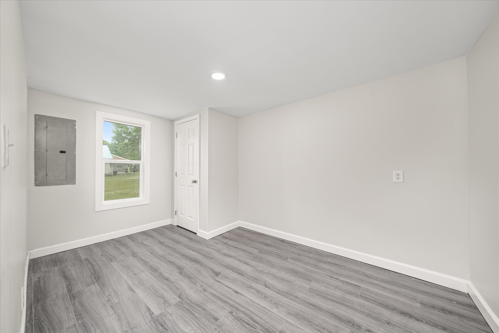 304 Airport Road Livingston, TN 38570 - Photo 9 of 30