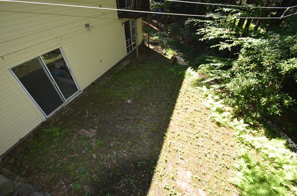 195 Heatherstone Road Amherst, MA 01002 - Photo 8 of 29 a view of balcony