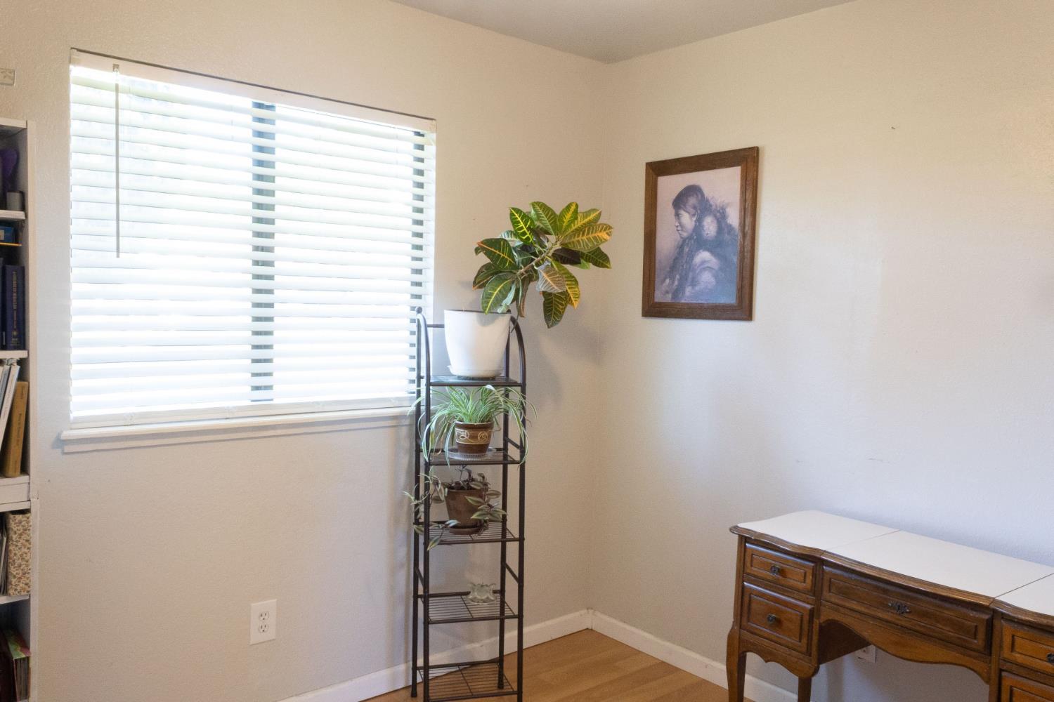 2747 Maple Street Sutter, CA 95982 - Photo 10 of 29