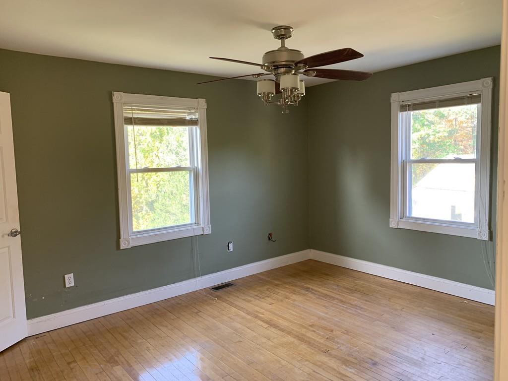 844 Amesbury Road Haverhill, MA 01830 - Photo 5 of 8 Gallery Image 5