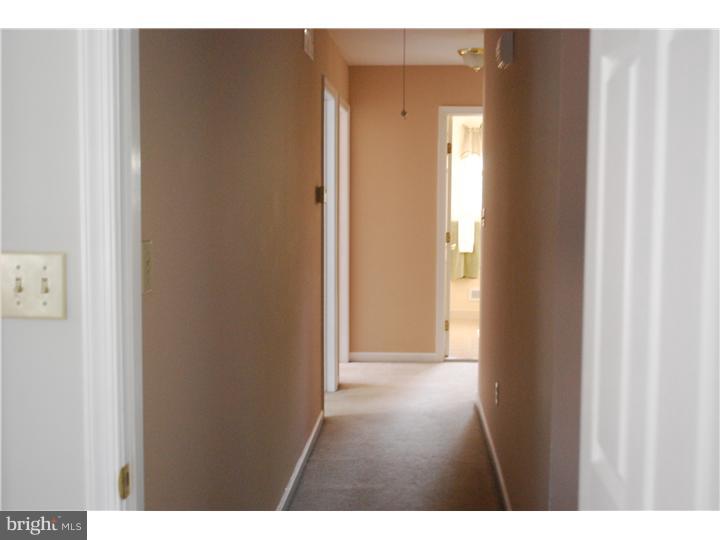 3735 Reiniger Road Hatboro, PA 19040 - Photo 16 of 20 Hallway