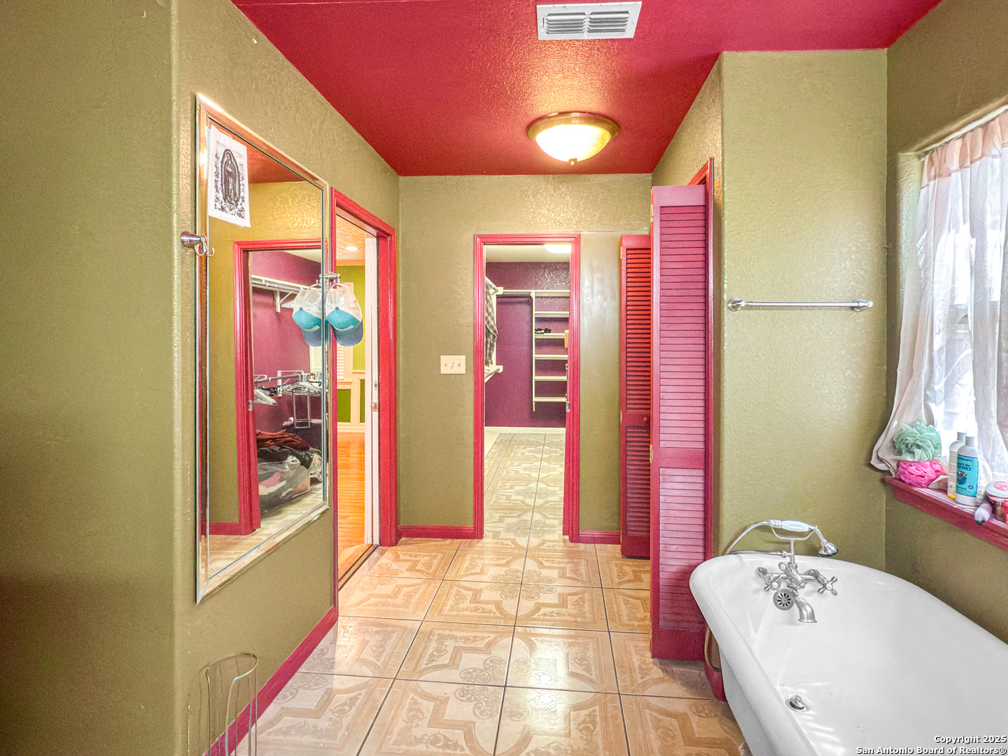 1175 West Coll Street New Braunfels, TX 78130 - Photo 14 of 19