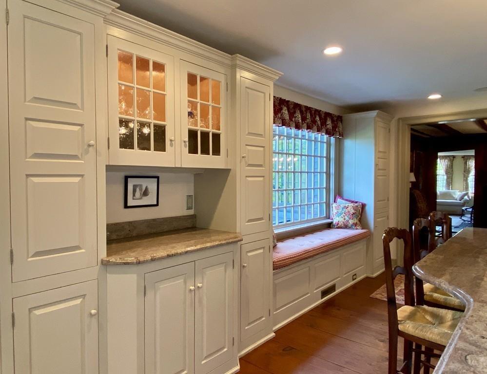 64 Kennedy Road Northampton, MA 01053 - Photo 8 of 41