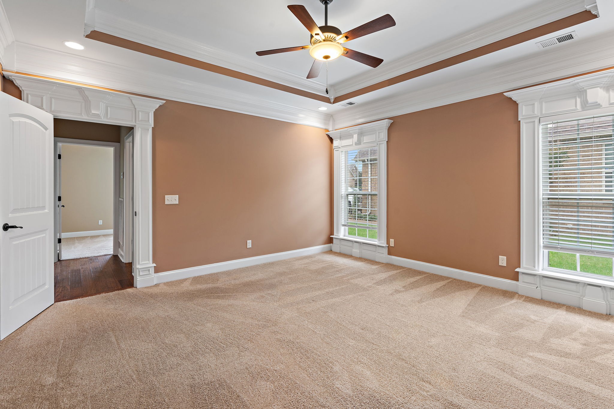 7670 Knobdate Road Smyrna, TN 37167 - Photo 13 of 29 a view of an empty room and a ceiling fan