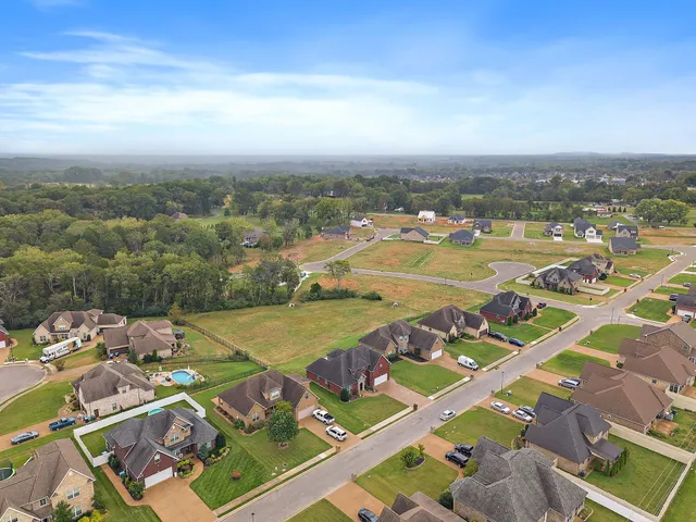 $711,000 | 7670 Knobdate Road, Smyrna, TN 37167