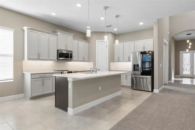 a view of yard from a balcony