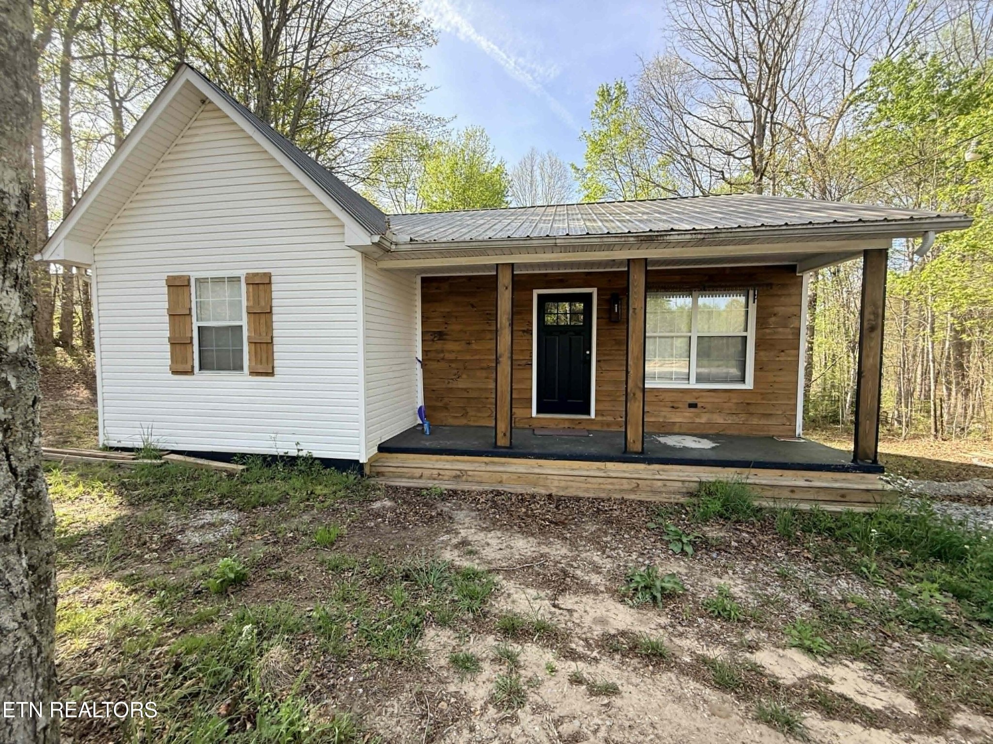 242 Joe Barnett Road Jamestown, TN 38556 - Photo 5 of 24 Gallery Image 5