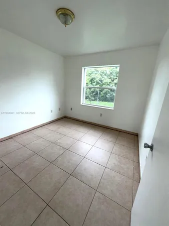 $2,075 | 14140 Northeast 2nd Court, Unit 4, Miami, FL 33161