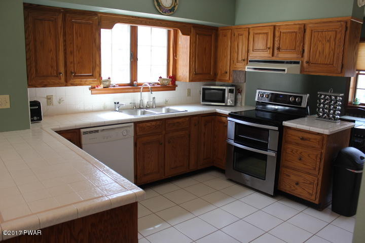 1075 Spring Lane Gouldsboro, PA 18424 - Photo 16 of 40 IMG_5697