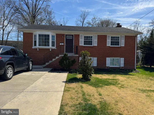 $3,400 | 10127 Lomond Drive, Manassas, VA 20109