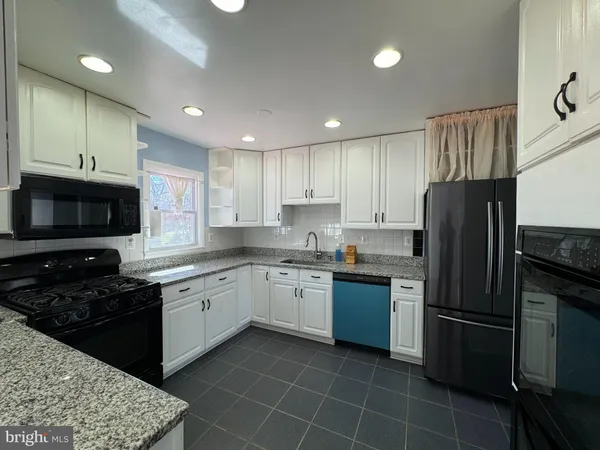 $3,400 | 10127 Lomond Drive, Manassas, VA 20109