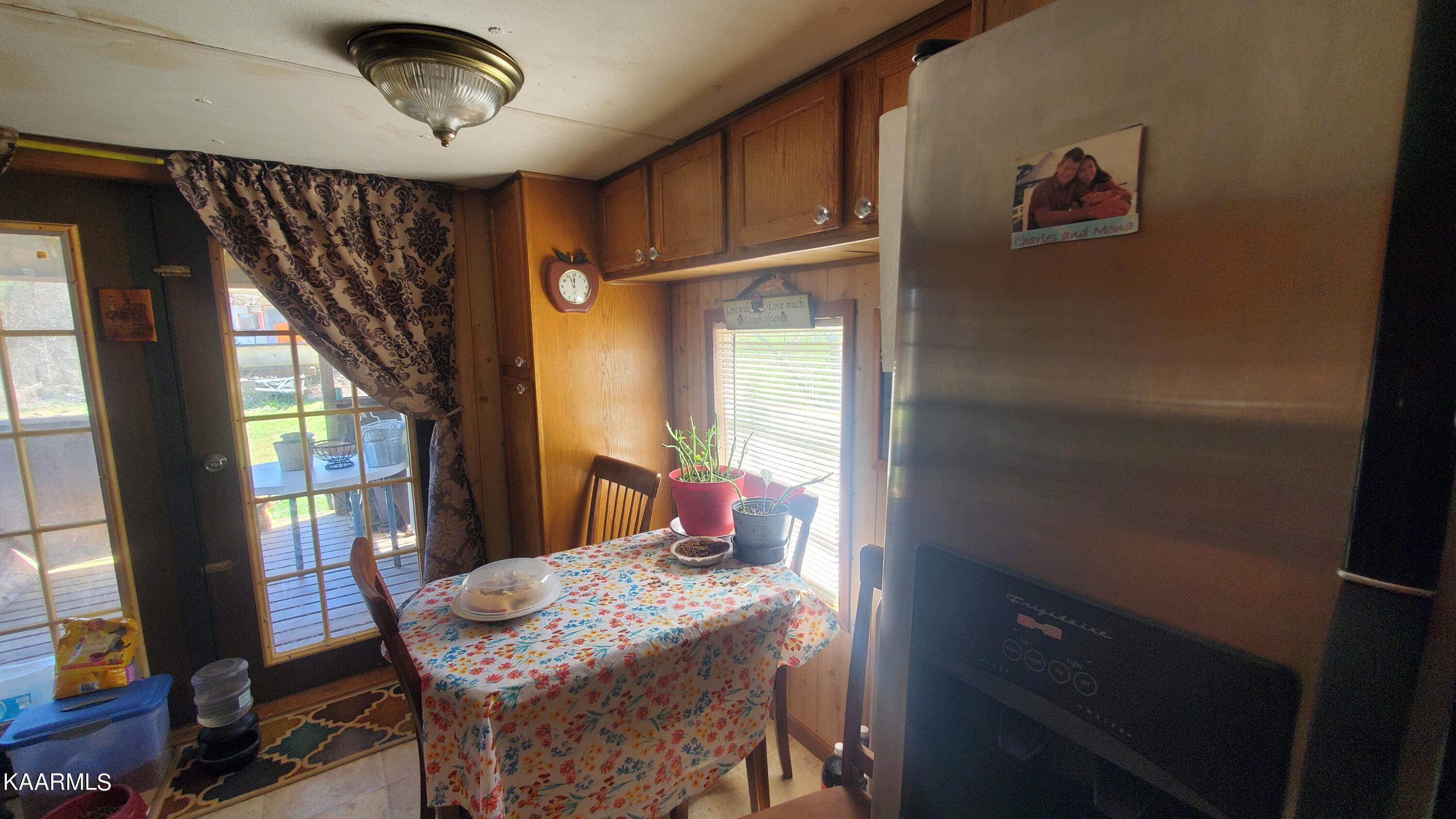 745 Landmark Road Jacksboro, TN 37757 - Photo 22 of 27 20220326_125237
