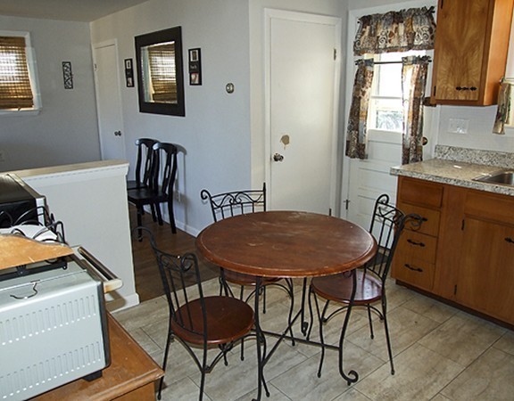 28 Kenberma Road Worcester, MA 01604 - Photo 8 of 19 Gallery Image 8