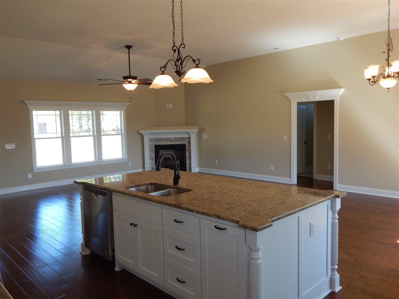 1503 Tarheel Road Benson, NC 27504 - Photo 4 of 21 Kitchen