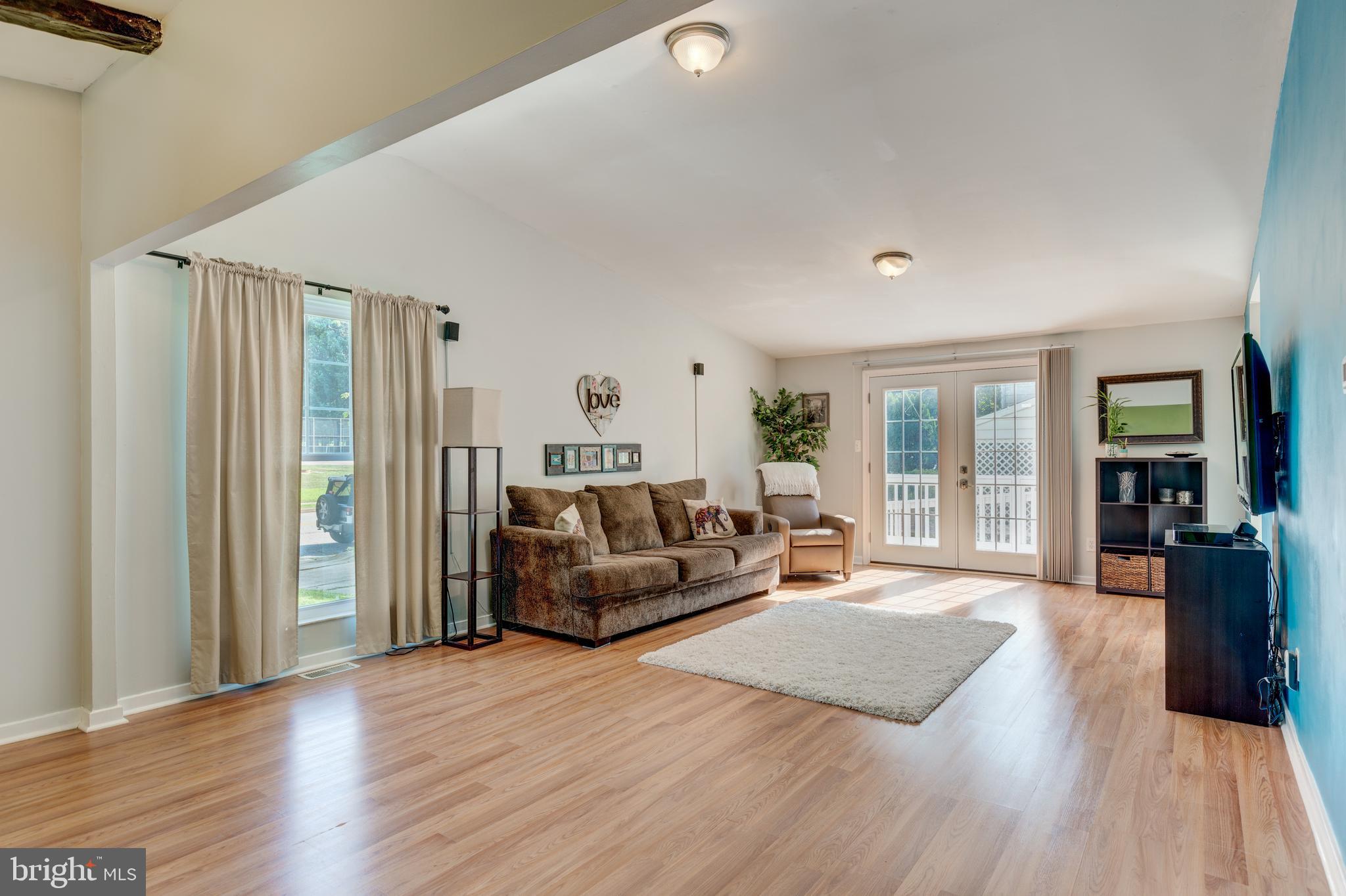 9817 Winands Road Randallstown, MD 21133 - Photo 8 of 43 Gallery Image 8