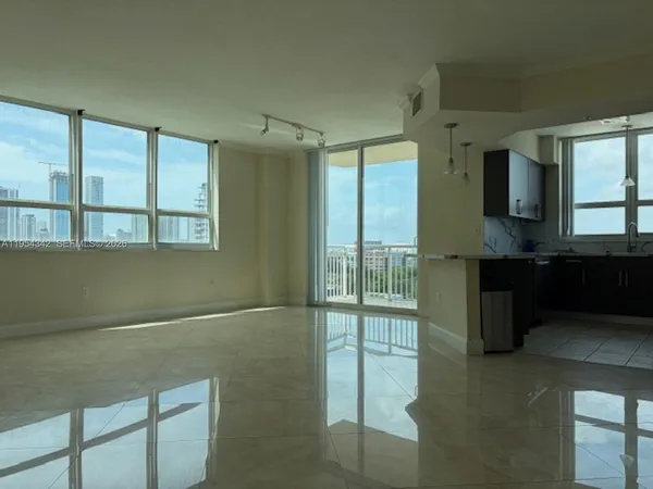 $625,000 | 2000 North Bayshore Drive, Unit 1402, Miami, FL 33137
