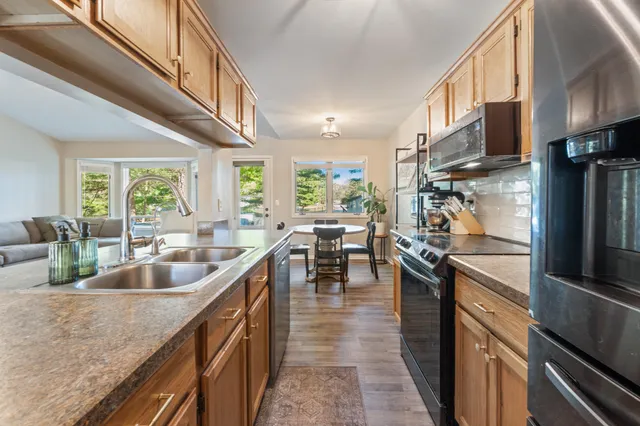 $310,000 | 4528 Spinnaker Lane, Pleasant Lake, MI 49272