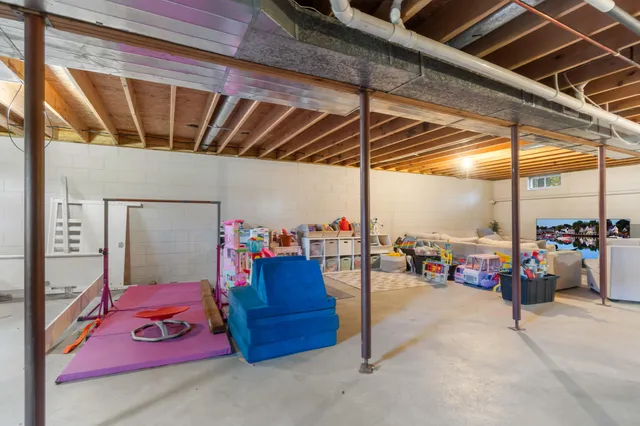 $310,000 | 4528 Spinnaker Lane, Pleasant Lake, MI 49272