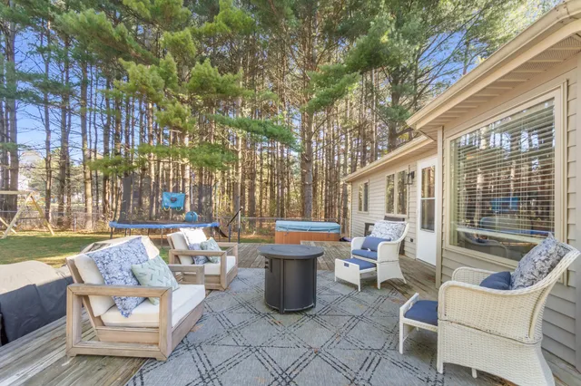 $310,000 | 4528 Spinnaker Lane, Pleasant Lake, MI 49272