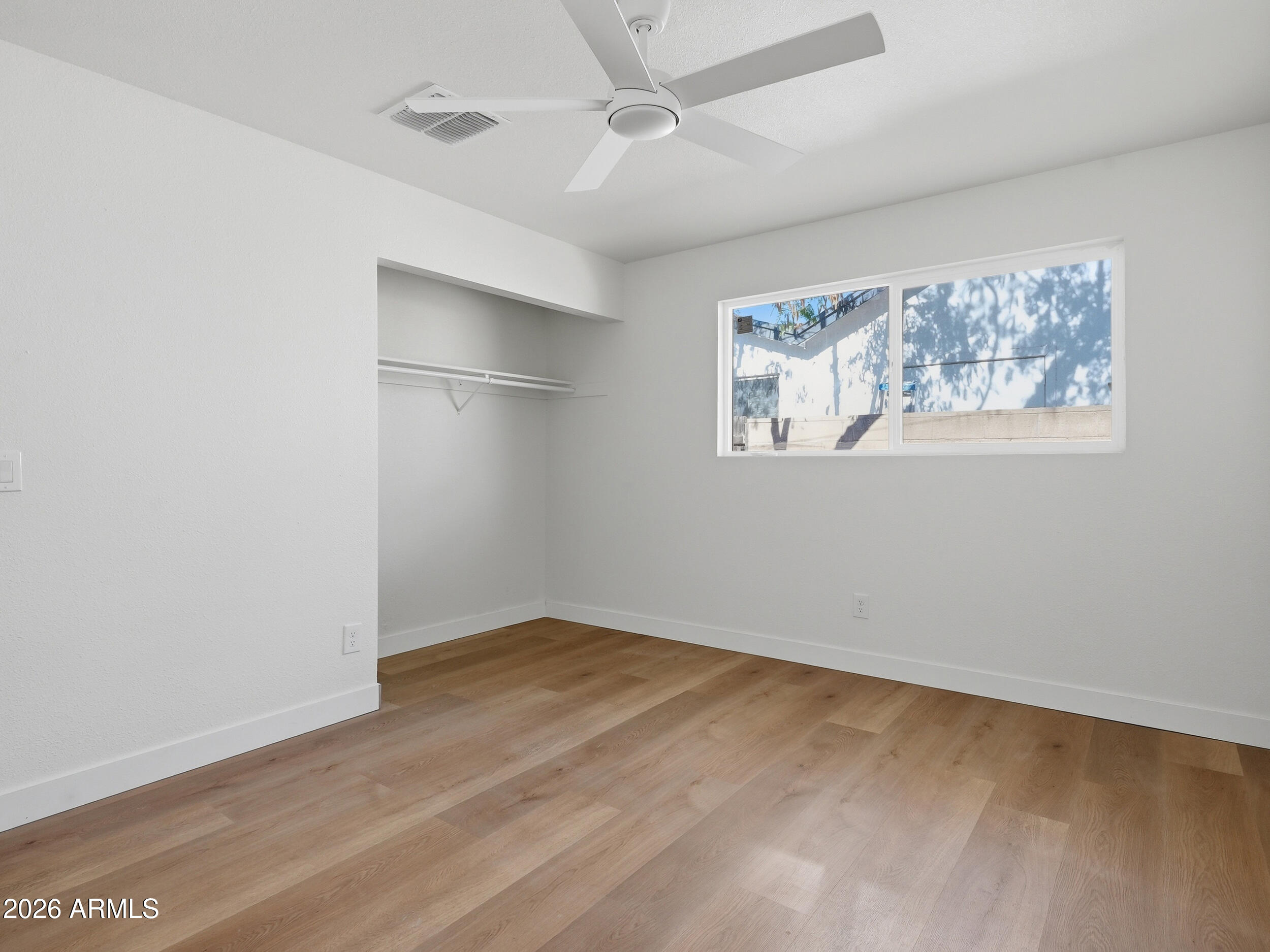 3327 West Charter Oak Road Phoenix, AZ 85029 - Photo 14 of 22